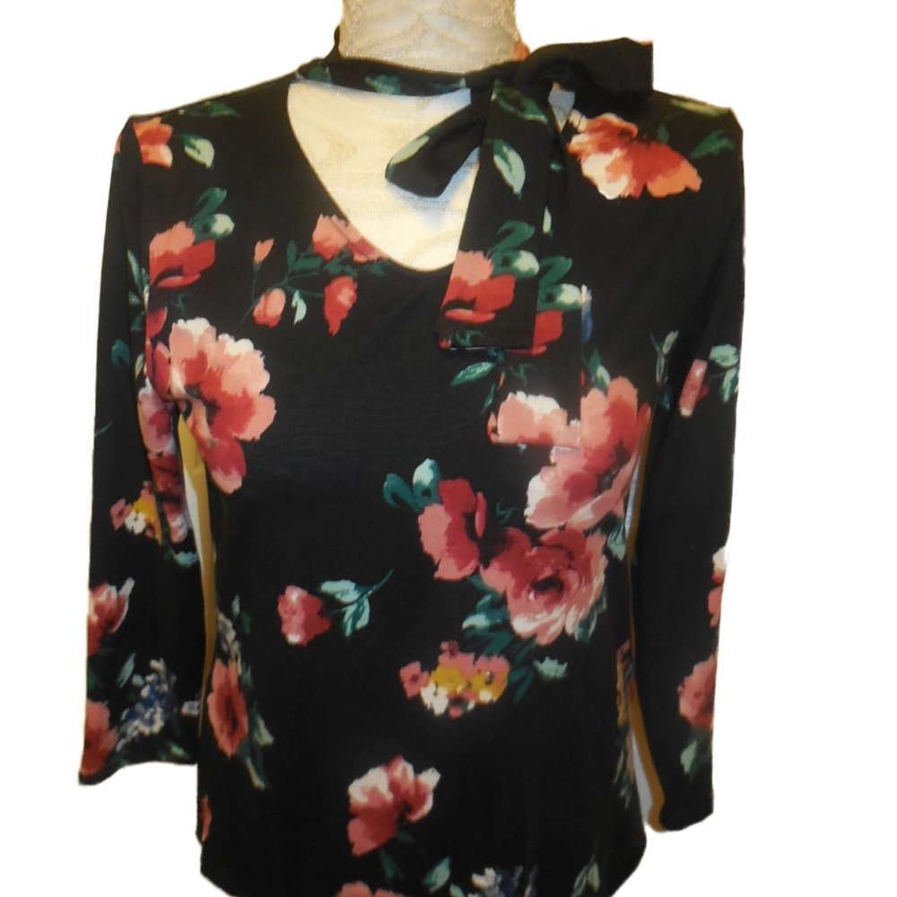 Vintage Blouse Top stretchy knit floral black-pink wear to work retro romantic